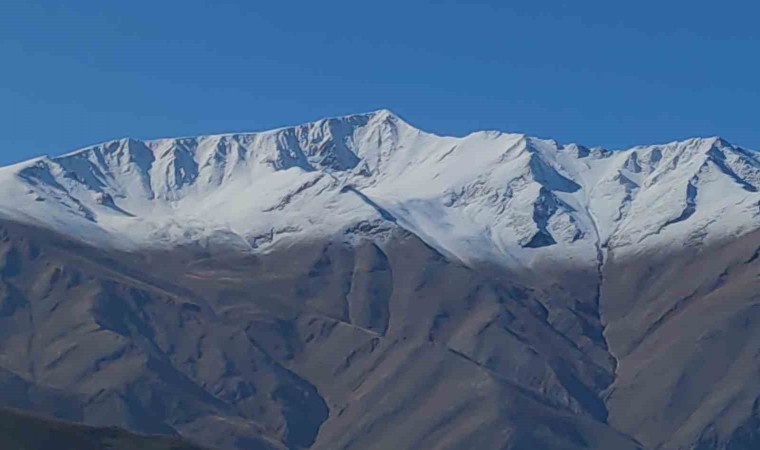 Artos Dağı Beyaza Büründü