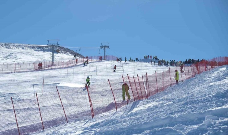 Alp Disiplini Eleme Yarışları nefes kesti