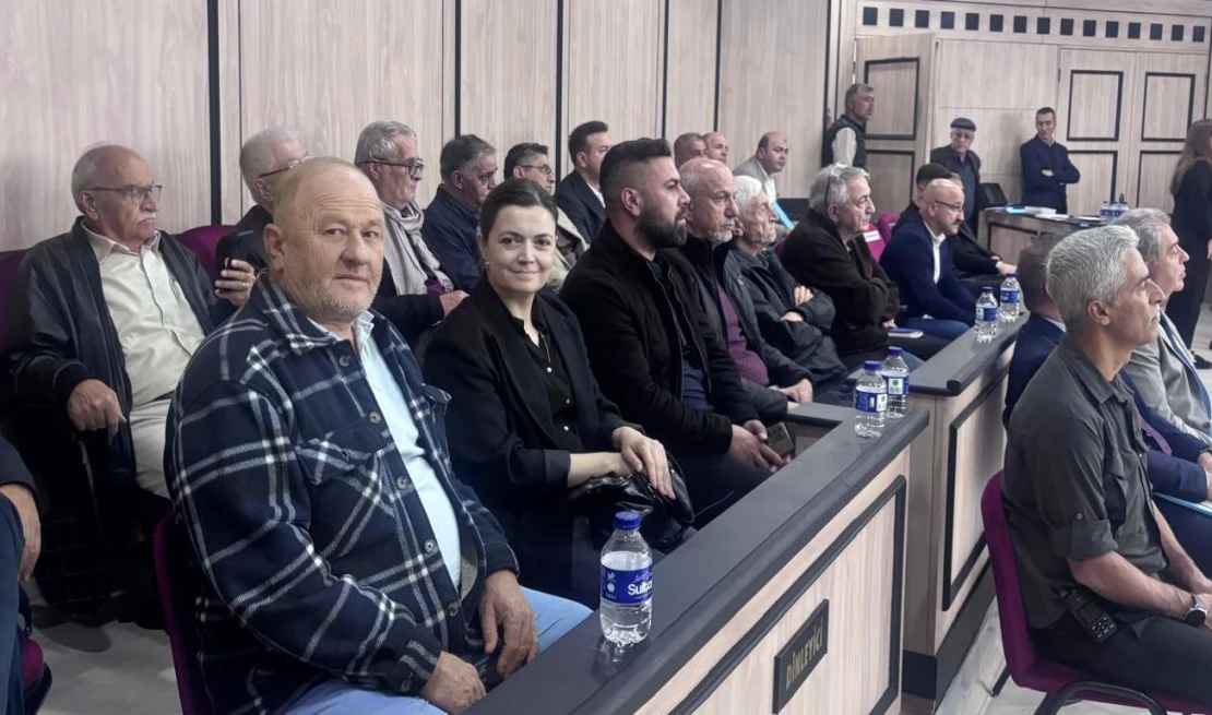 “AV. ZEYNEP BURCU KOÇ, BALIKESİR BÜYÜKŞEHİR BELEDİYE MECLİS TOPLANTISINDA”