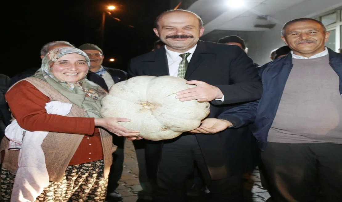 KIRSAL MAHALLELER İVRİNDİ’NİN ‘ÖNDER’İNE SAHİP ÇIKIYOR