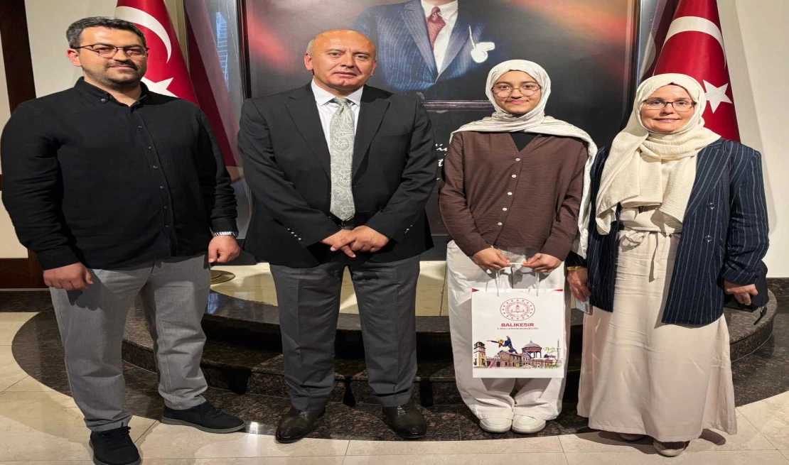 İVRİNDİ İMAM HATİP LİSESİ BAŞARILARIYLA GÖZ DOLDURUYOR