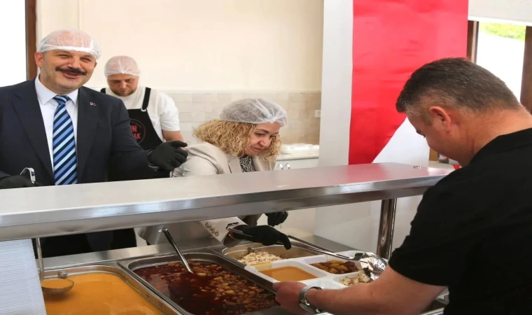 İVRİNDİ’DE KENT LOKANTASI HİZMETE AÇILDI