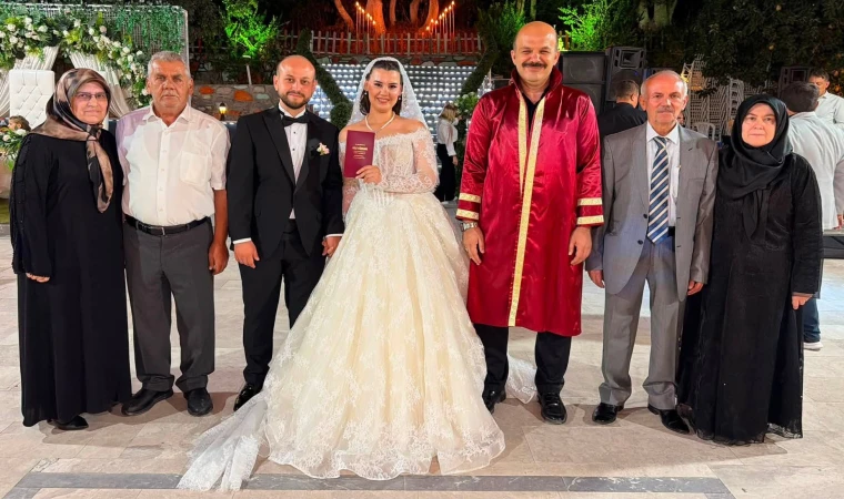 EKİNCİ VE KARAKAŞ AİLELERİNİN MUTLU GÜNÜ