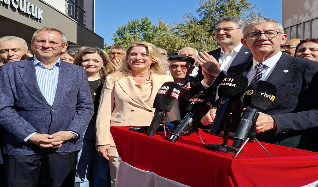YENİ PARTİ’NİN BALIKESİR İL BAŞKANLIĞI AÇILDI