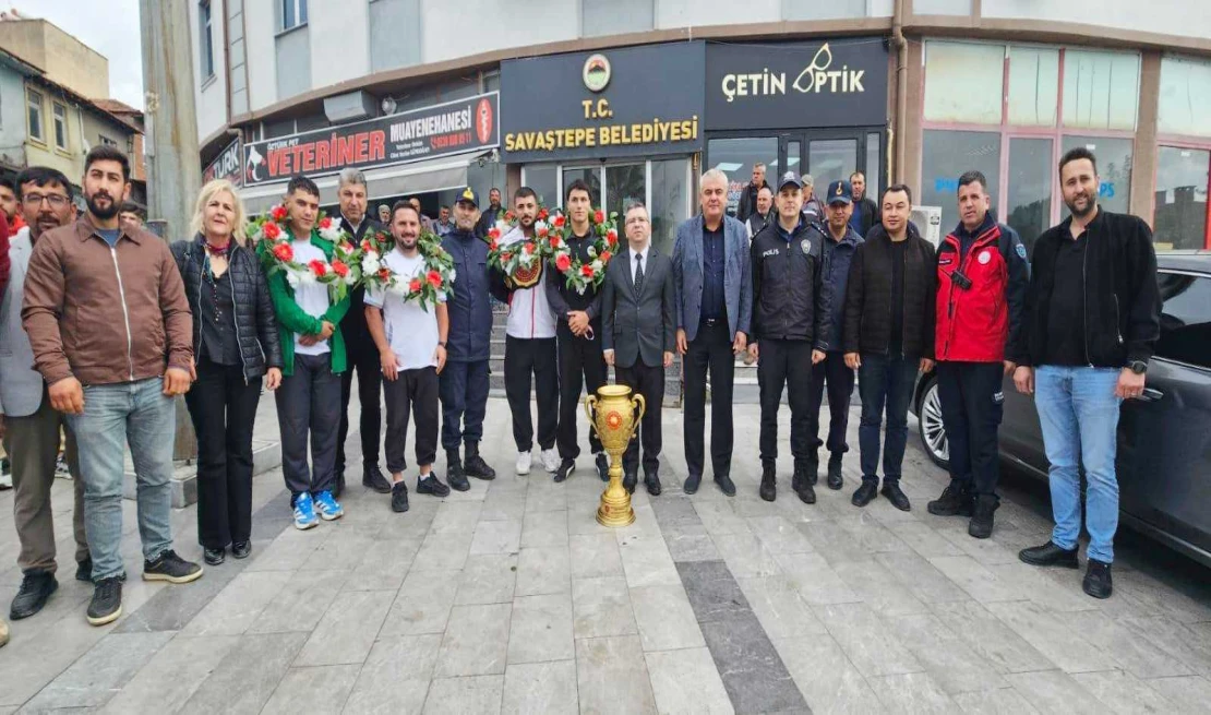 İVRİNDİLİLER, KENDİ GÜREŞÇİLERİNİ MEYDANLARDA GÖRMEK İSTİYOR