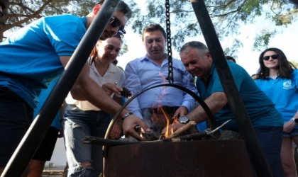İlk kamp ateşi yakıldı