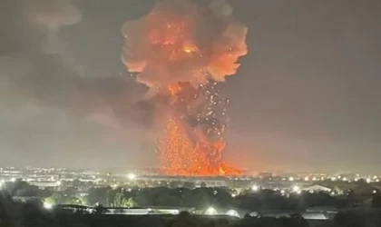 Özbekistan’da Alevler Geceyi Aydınlattı!