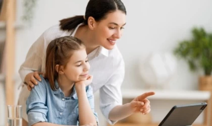 Yeni Yol Göstericiler ‘Dijital Ebeveynler’