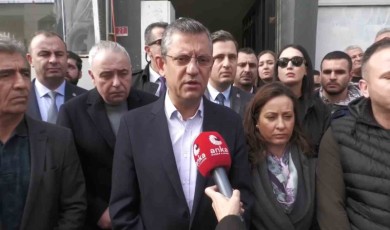 CHP Genel Başkanı Özel Memleketi Manisa’da Şehit Ailesini Ziyaret Etti