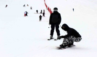 Ergan’da Hafta Sonu Kayak Heyecanı