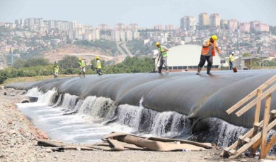 İzmit Körfezi’nden 13500 kamyon dip çamuru çıkarıldı