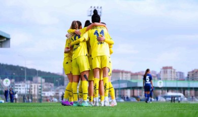 Kadın Futbol Süper Ligi: DG Gaziantep Asya Spor: 1 - Fenerbahçe: 4