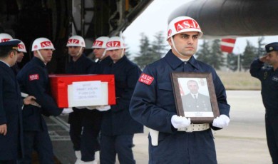 Şehit Samet Aslan’ın cenazesi Amasya’da