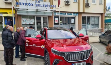 Türkiye’nin yerli otomobili TOGG’a Beyköy’de yoğun ilgi gördü