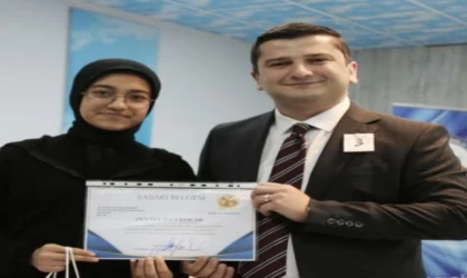 İvrindi İmam Hatip’in Başarı Grafiği Yükseliyor