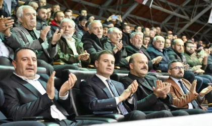 BAŞKAN AKIN, MEKKE’NİN FETHİ GECESİNDE