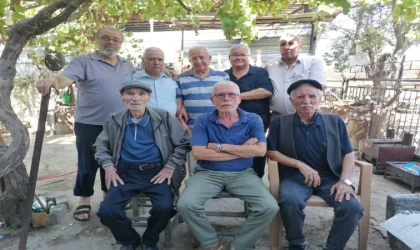 1975’in Sınıf Arkadaşları 50 Yıl Sonra İvrindi’de