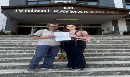 İVRİNDİDE YENİ PARTİ KURULDU
