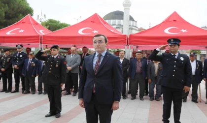 GAZİLERİMİZ İVRİNDİ’DE SAYGIYLA ANILDI