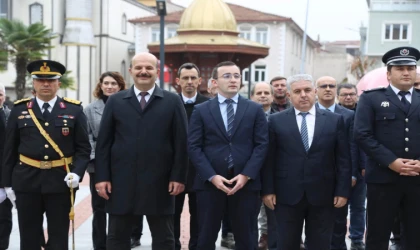 İVRİNDİ’DE CUMHURİYET BAYRAMI COŞKUYLA KUTLANDI