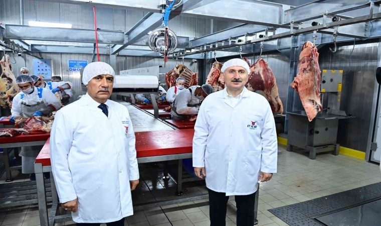 Bakanlar Karaismailoğlu ve Kirişci, Et ve Süt Kurumu Trabzon Et Kombinası’nın açılışını yaptı
