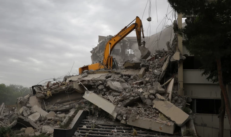 Deprem Bölgesinde korkutan tehlike : Asbest