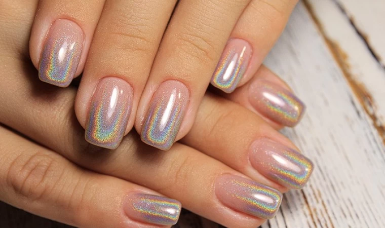 Kalıcı Oje Güvenilir Merkezlerde Yaptırılmalı