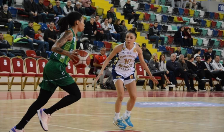 Balıkesir'de yapılan Türkiye Kupası'nda Fenerbahçe finalde