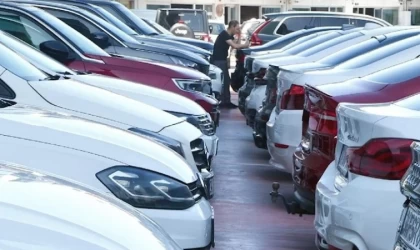 Kısıtlamaya Oto Galeriler Uymadı