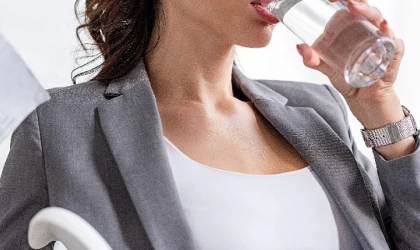 Yaz mevsiminde sıvı tüketimi ve böbrek sağlığına dikkat