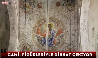 Cami Figürleriyle Dikkat Çekiyor