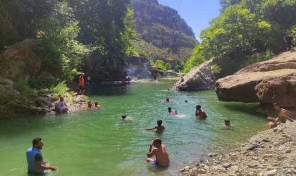 ’Eyyam-ı Bahur’da Zore Serinletiyor